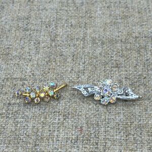 Stunning vintage brooches sparkling